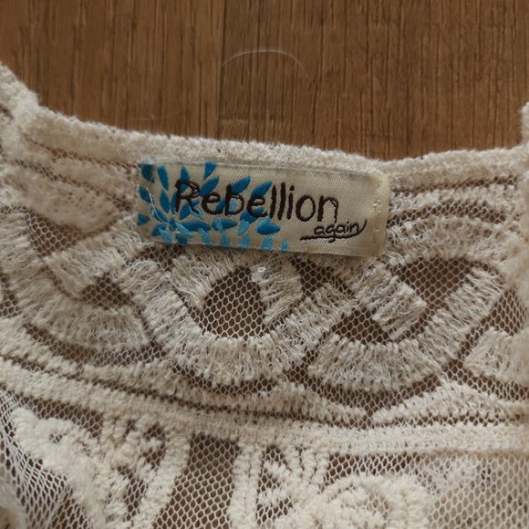 Rebellion mesh lace cream boho robe - Picture 5 of 10